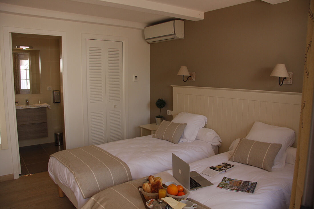 Le Concorde Hotel Aix-en-Provence Kamer foto